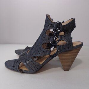 Vince Camuto Eadon Cut Out Leather Open Toe Sandals Gray/Silver Metallic Size 8M